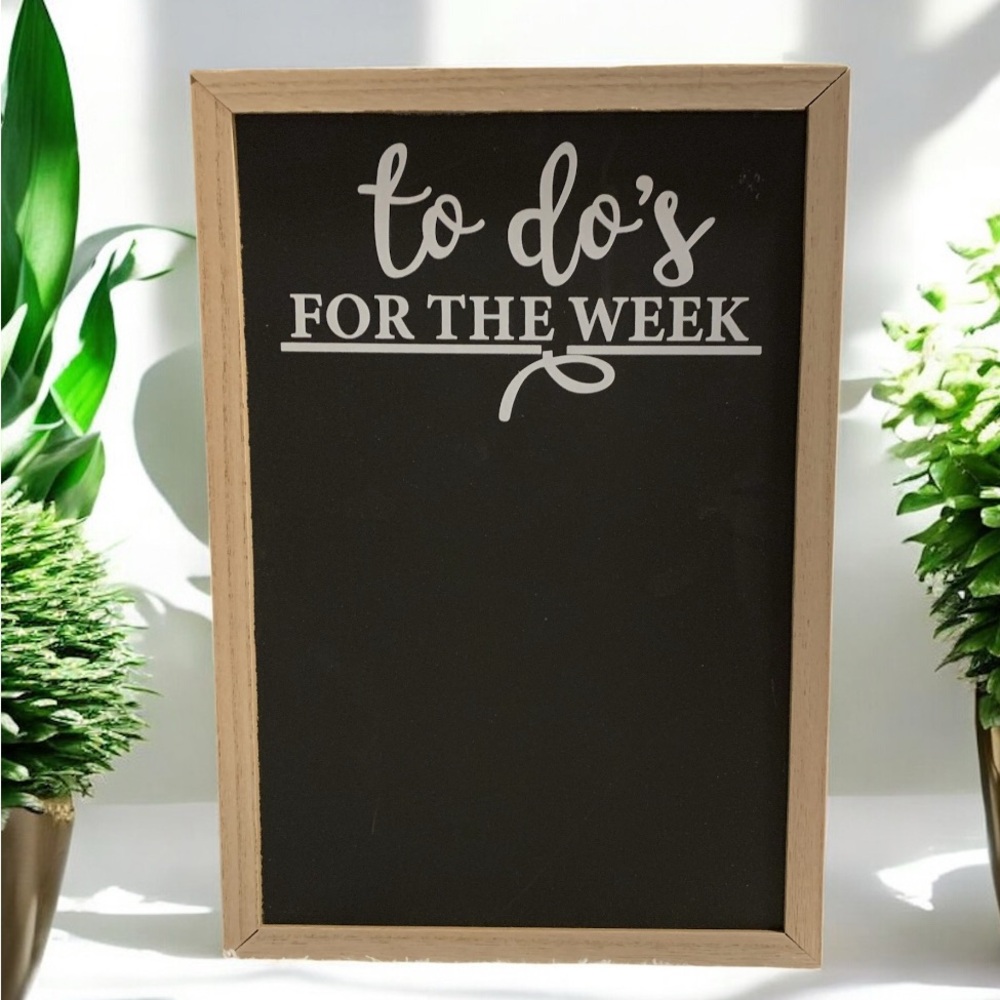 Black and Tan Weekly To-Do Chalkboard
